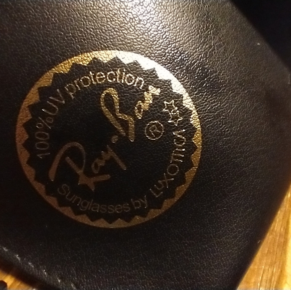 Ray Bans - Picture 3 of 5